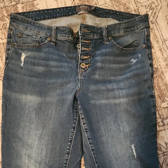 Torrid Dark Blue Flare Jeans...like New - Picture 2 of 4